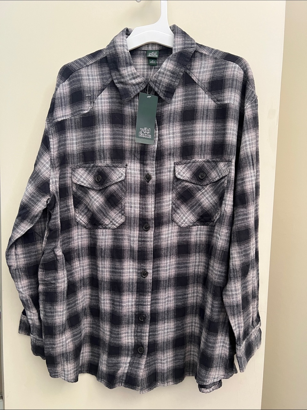 wild fable Black & Gray Plaid Button-Down Shirt